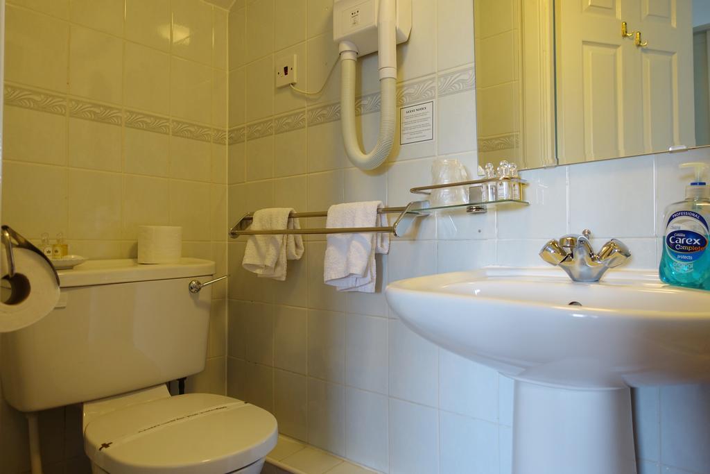 Гостевой дом Ashgrove House
