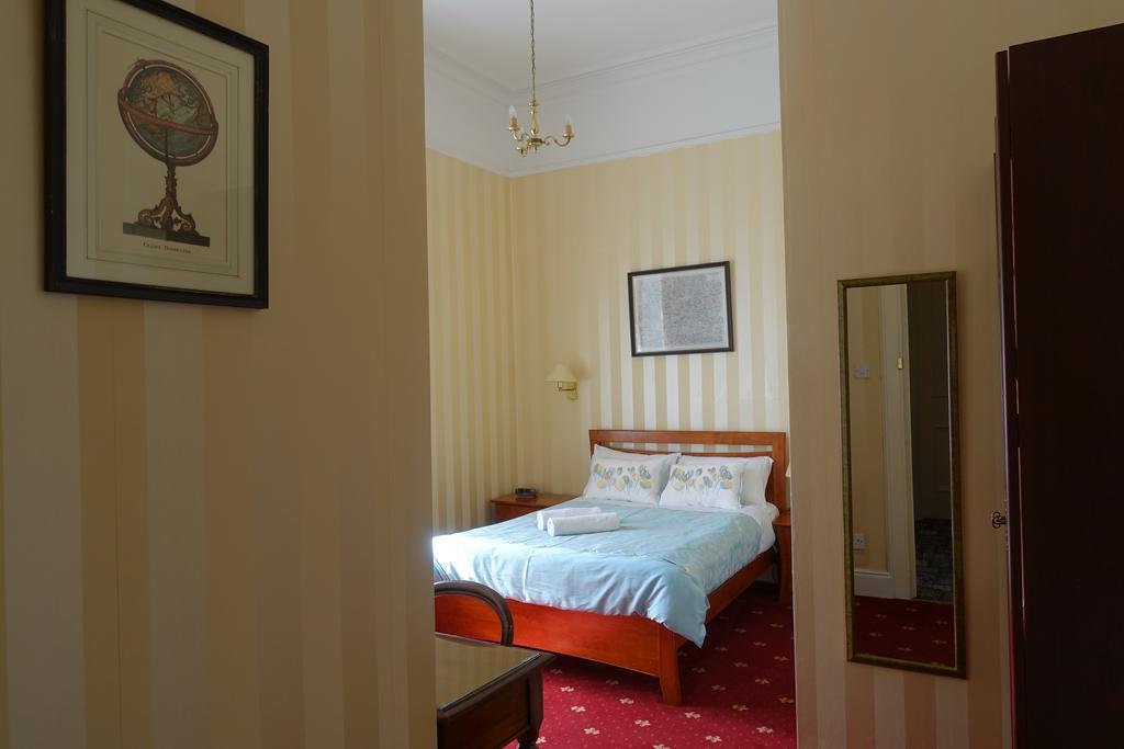 Гостевой дом Ashgrove House